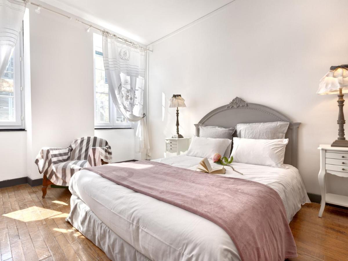 Cour Des Dames Bed and Breakfast La Rochelle  Buitenkant foto